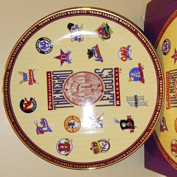 Negro Leagues Baseball Collector Plate #557 - Picture 6 of 7